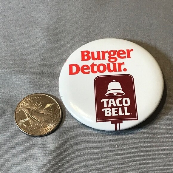 Vintage Taco Bell Burger Detour Tin Button Pin 1986 - Picture 3 of 3